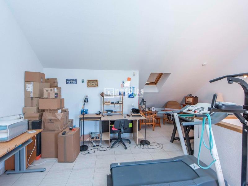 Foto 3808b9d8-f1b8-4938-a5f3-d9acc499a0e1. Chalet avec chauffage piscine dans Hispanoamérica-Comunidades Valdemoro