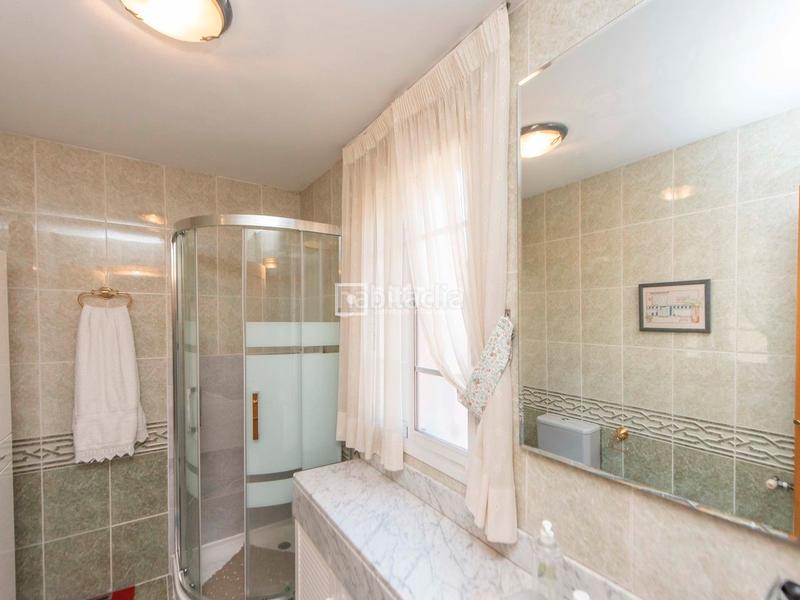 Foto 3835cf4f-374b-453b-b2b8-13efff1ec028. Chalet avec chauffage piscine dans Hispanoamérica-Comunidades Valdemoro