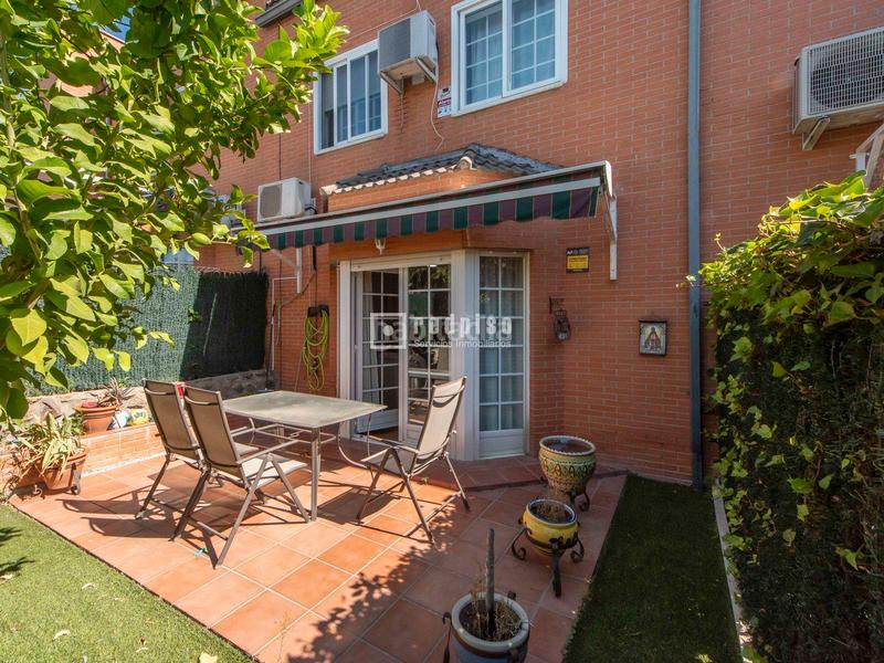 Foto 62f485e5-84a9-46b7-ad51-ae1439b03a0a. Chalet avec chauffage piscine dans Hispanoamérica-Comunidades Valdemoro