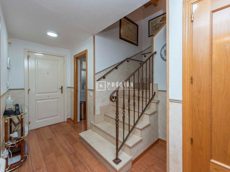 Foto 642e0897-85b1-49d4-9fd9-929020228b0c. Chalet avec chauffage piscine dans Hispanoamérica-Comunidades Valdemoro