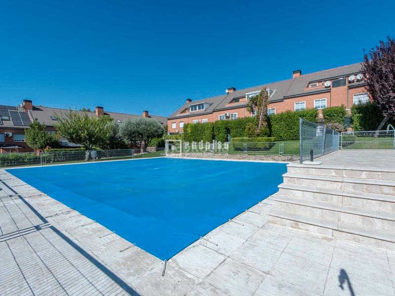 Foto 97d4ea16-ef4f-4d5f-ba18-9607b067fdc4. Chalet avec chauffage piscine dans Hispanoamérica-Comunidades Valdemoro