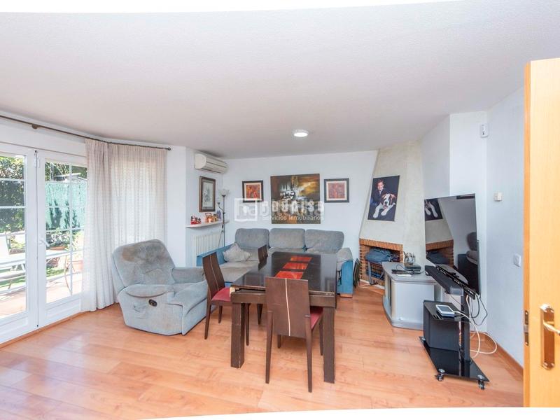 Foto fdc15229-17e9-410c-a3e3-da139b214b80. Chalet avec chauffage piscine dans Hispanoamérica-Comunidades Valdemoro