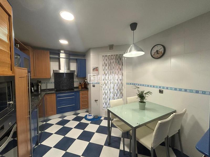 Foto 0773f8a8-bc03-4c20-b021-d837f52ac091. Appartamento con riscaldamento parcheggio piscina in Valdemoro