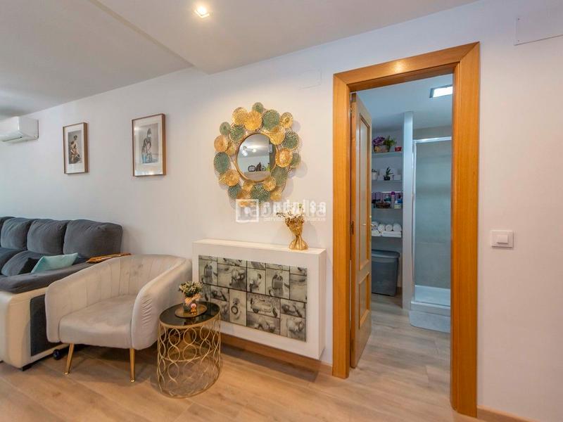 Foto 4201c0db-b9ac-45be-8757-5e3f4cc16c41. Appartamento con riscaldamento parcheggio piscina in Valdemoro