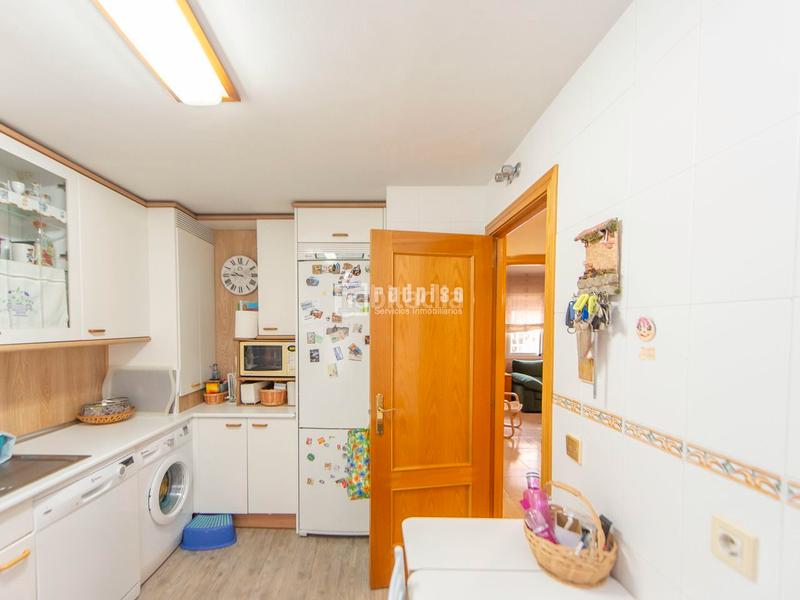 Foto 81df9312-7c52-43a9-af27-27d0fc5686b5. Xalet amb calefacció aparcament piscina a Restón I-Restón II Valdemoro