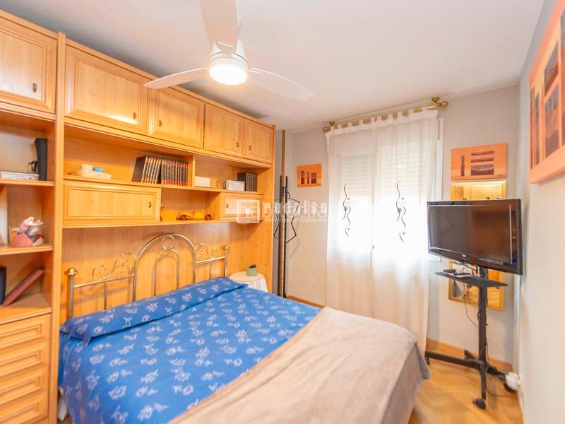 Foto b0cb292c-310c-4a7d-a0d4-cd149fefdcd8. Xalet amb calefacció aparcament piscina a Restón I-Restón II Valdemoro