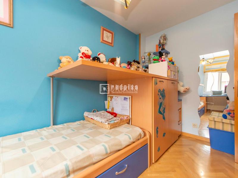 Foto c6981bfd-c90e-4cd3-a8a2-e5992453c314. Xalet amb calefacció aparcament piscina a Restón I-Restón II Valdemoro