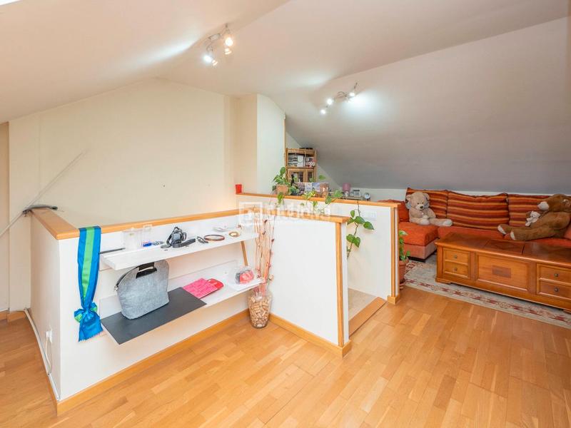 Foto 062421e0-99f2-456b-8eea-2f8046ebd43e. Chalet avec chauffage parking dans Restón I-Restón II Valdemoro