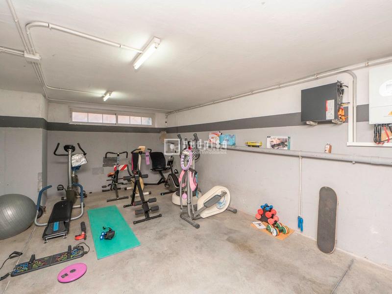 Foto 30f1e3de-759f-4de0-a3f1-82b6693dead8. Chalet avec chauffage parking dans Restón I-Restón II Valdemoro