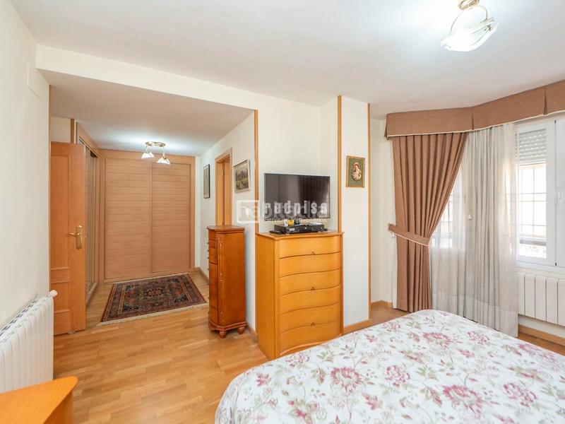 Foto 34393c26-b386-4a4d-93ee-09401c18413f. Chalet avec chauffage parking dans Restón I-Restón II Valdemoro