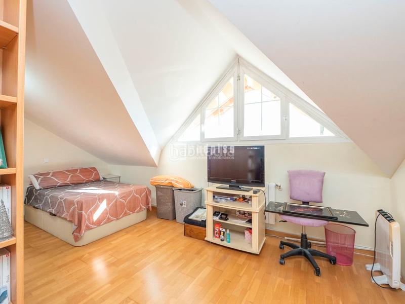 Foto 7673fb13-8609-4c63-8070-bc683052bb4a. Chalet avec chauffage parking dans Restón I-Restón II Valdemoro