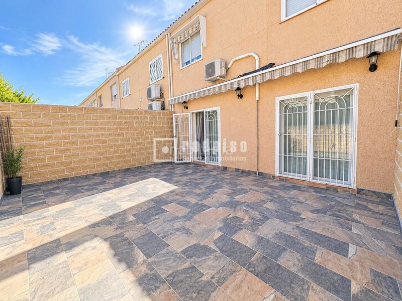 Foto 73597e2f-f8e4-48d3-a653-a01a92e59375. Chalet  en venta zona reston i en Restón I-Restón II Valdemoro