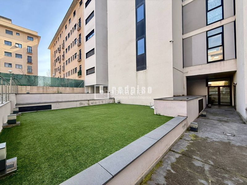 Foto e90b6cee-5933-4749-9e22-bc1fa7171102. Pis amb calefacció aparcament piscina a Ensanche de Vallecas-La Gavia Madrid