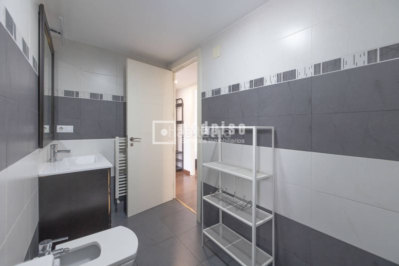 Foto 17dcad1c-2660-4d70-9b3b-108a824bae20. Piso en Colina Madrid