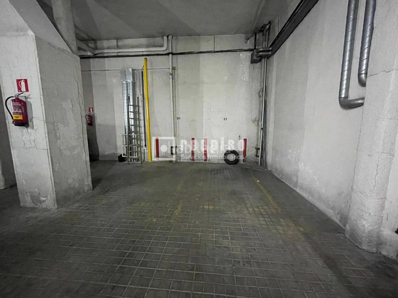 Foto ce2ba1c3-8395-4286-93fa-e4f8552814bc. Affitto posto auto in Colina Madrid