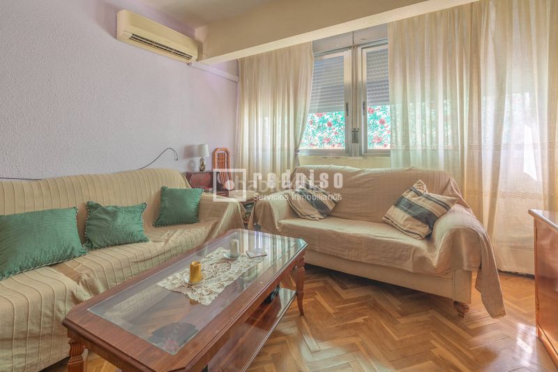 Foto 442dab98-5e15-4c39-8887-0f72174400ce. Piso en San Juan Bautista Madrid