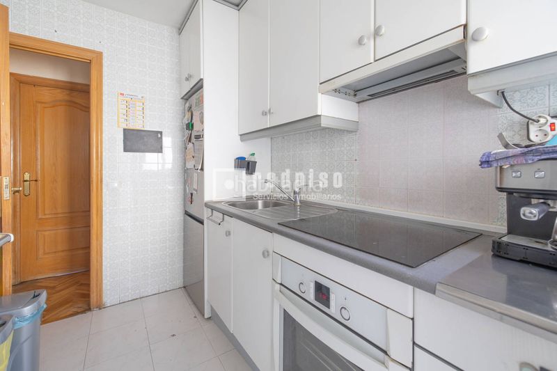 Foto 65a90789-44a7-4adf-84a1-0fcf5c0309a2. Piso en San Juan Bautista Madrid