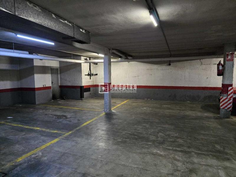 Foto 903417f4-a5c6-487a-b588-9c48c4320efc. Miete autoparkplatz in Estrella Madrid