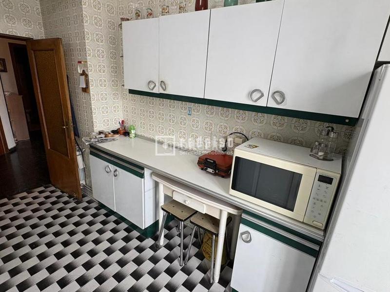 Foto d9968b19-707a-49fa-b8f6-74aac45e3e2d. Flat with heating in Estrella Madrid