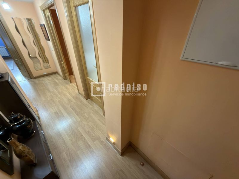 Foto ce548c59-f1c7-41f1-850c-f3912ee62e7a. Pis amb calefacció aparcament a Centro Fuenlabrada