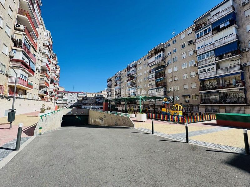 Foto 5d9b7341-e41b-456d-8d85-a970e30a309d. Posto auto in Centro Fuenlabrada
