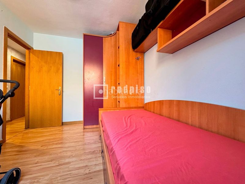 Foto b0d4d133-3109-4b3e-9f9f-3093d267ef9b. Pis amb calefacció aparcament a El Bercial Getafe