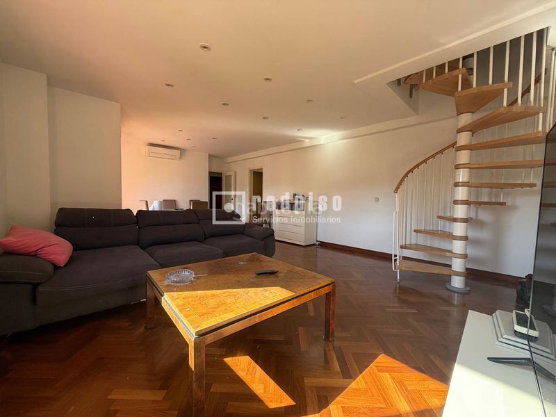 Foto d2b8f4db-8100-409b-a823-702b590d688f. Flat in del risco de los claveles 5 in Aravaca Madrid