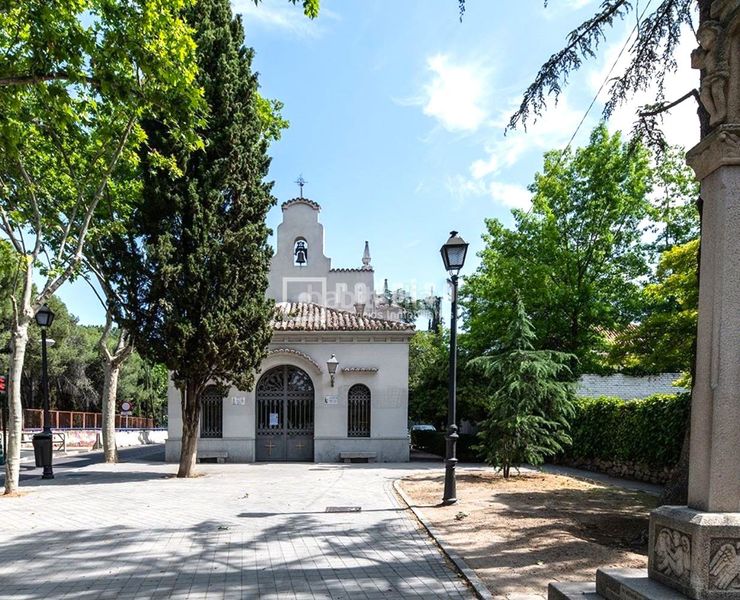 Foto 5f95de59-899f-46ee-9518-687033a593a9. Flat with heating parking pool in Aravaca Madrid