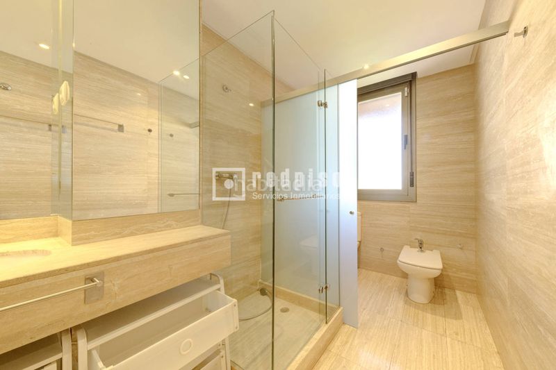 Foto 1f328bc0-1b30-488c-862e-f930c2031653. Flat in de josé bastos 9 in Valdemarín Madrid