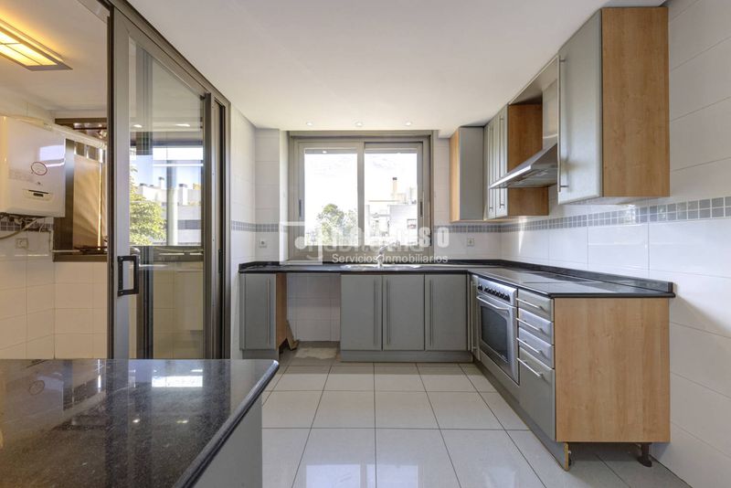 Foto 71a7ca4b-dbf7-4669-8553-f4c07ae1f2b7. Flat in de josé bastos 9 in Valdemarín Madrid