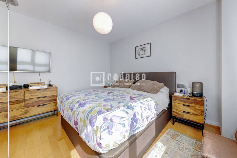 Foto 72ba77fc-254f-4b86-9681-ebd5869935cf. Flat with heating parking pool in Aravaca Madrid