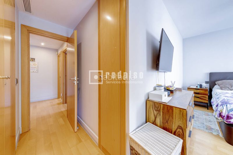 Foto b5032a82-d215-4e00-bb66-a6e3a61ae18f. Flat with heating parking pool in Aravaca Madrid