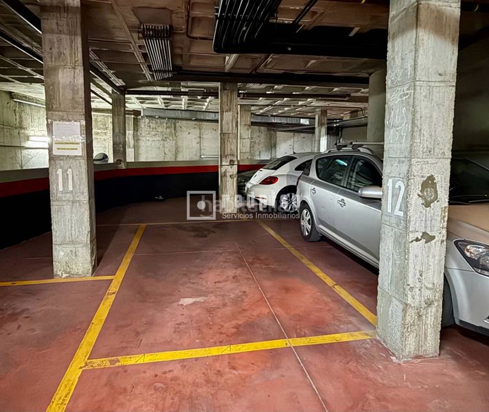 Foto f2c4963a-4a34-4cd7-ba4a-6b3ce74ffda8. Apartment with heating parking in Aravaca Madrid