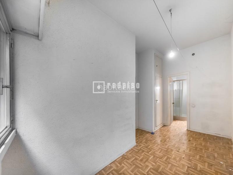 Foto 02b7c161-76df-4bec-8bf8-32165663a3f7. Pis amb calefacció aparcament a Embajadores-Lavapiés Madrid