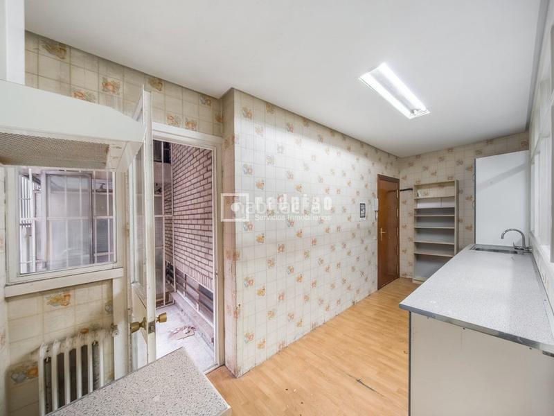 Foto e746f15b-b057-4fec-a5b9-cf5dc4aacb91. Pis amb calefacció aparcament a Embajadores-Lavapiés Madrid