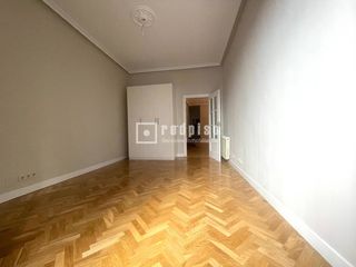 Piso en del Prado