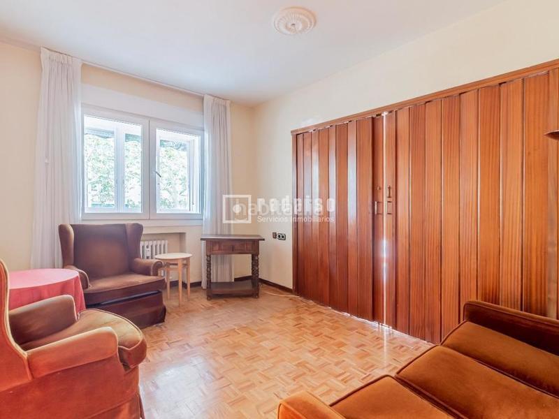 Foto 1012d3ef-edff-4fbc-b4e0-64d92efd010b. Piso se vende piso en avenida bruselas en Guindalera Madrid