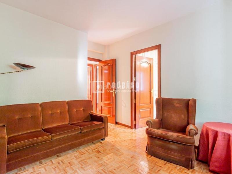 Foto 2fda693e-56c6-43cb-a906-932b53f78fae. Piso se vende piso en avenida bruselas en Guindalera Madrid