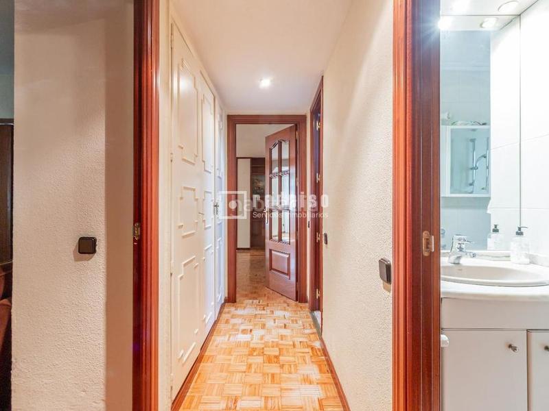 Foto 3ae112c8-0b21-4441-811c-139e65423806. Piso se vende piso en avenida bruselas en Guindalera Madrid
