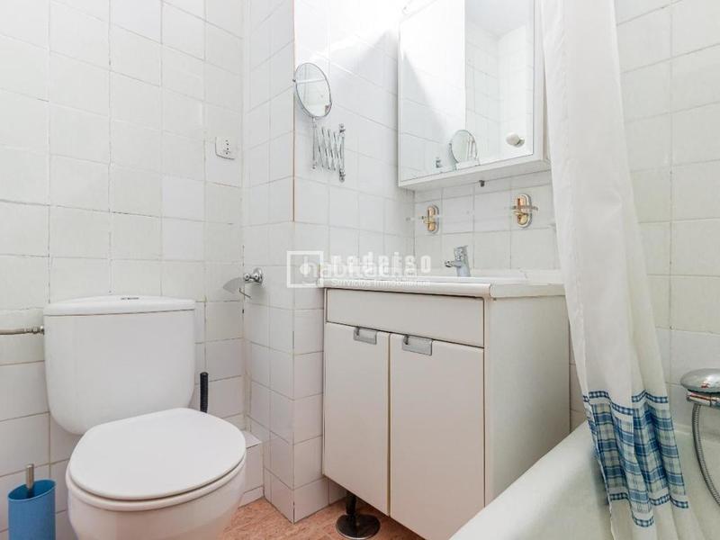 Foto 925253c4-1410-4904-ae64-b1fe0b1f18a9. Piso se vende piso en avenida bruselas en Guindalera Madrid