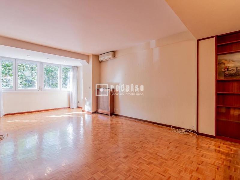 Foto 981e1b04-9476-408b-b27d-3126a4a9cfd0. Piso se vende piso en avenida bruselas en Guindalera Madrid