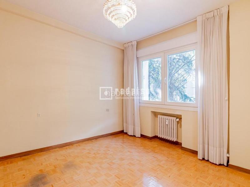 Foto a0d931d7-d7a5-4b20-8a16-7a9916b6b068. Piso se vende piso en avenida bruselas en Guindalera Madrid
