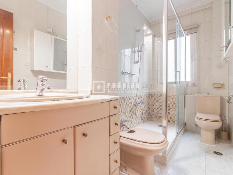 Foto da1416f7-f946-4277-a40a-53a2e93957f4. Piso se vende piso en avenida bruselas en Guindalera Madrid