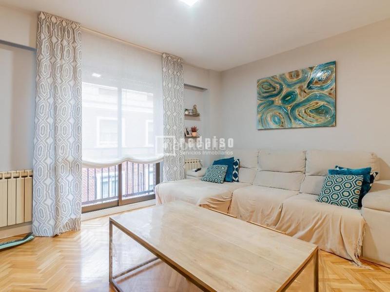 Foto 0efc06e3-e592-46b0-b5e9-0468fa60c052. Piso redpiso vende en exclusiva estupendo piso en c amorós en Madrid