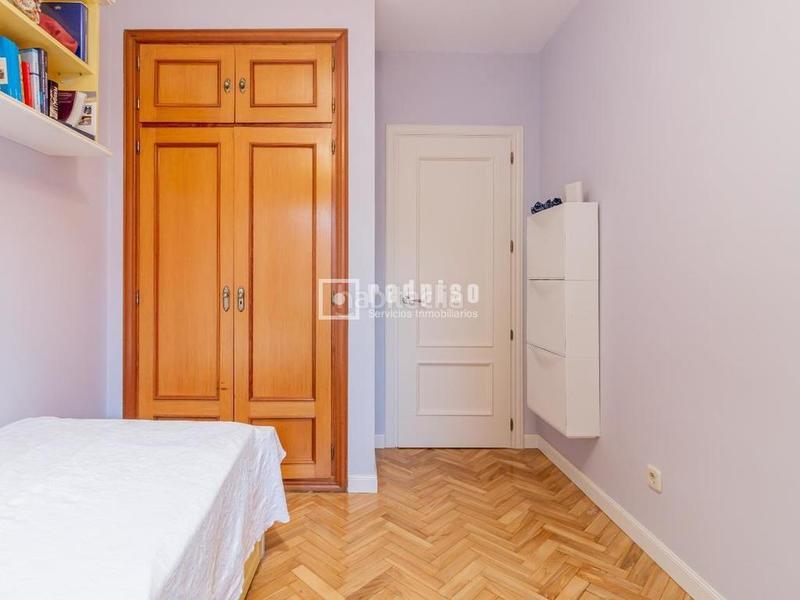 Foto 233c67fc-703c-4660-9dde-fc7f8041ac0e. Piso redpiso vende en exclusiva estupendo piso en c amorós en Madrid