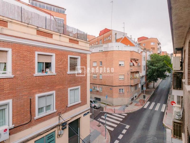 Foto 71116728-a5f1-412c-914e-28c3df29e3a2. Piso redpiso vende en exclusiva estupendo piso en c amorós en Madrid