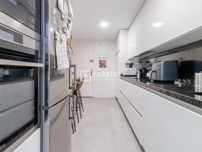 Foto b12246a6-28a8-437b-8e11-69353a10c75f. Piso redpiso vende en exclusiva estupendo piso en c amorós en Madrid