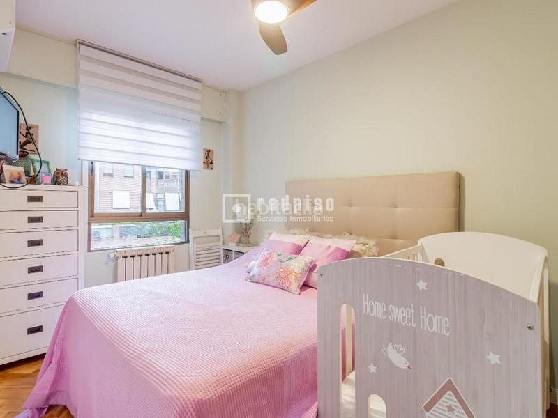 Foto bab8fd06-6b07-4c7d-9763-cc4c0a780807. Piso redpiso vende en exclusiva estupendo piso en c amorós en Madrid