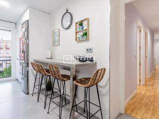 Appartement  Amorós. Redpiso vende en exclusiva estupendo piso en c amorós