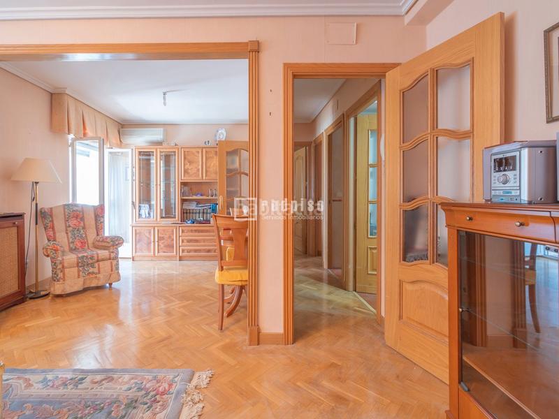 Foto 0a2719da-fa0a-42c5-8845-e5257129b7d4. Etagenwohnung mit heizung in Guindalera Madrid